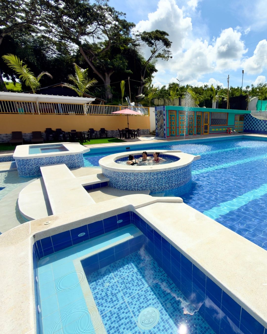 Piscina hotel quindio paraiso